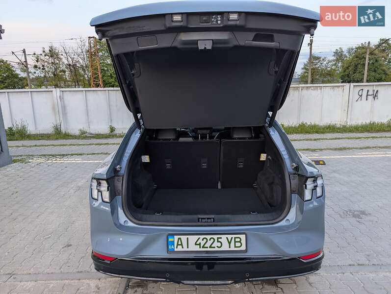 Внедорожник / Кроссовер Ford Mustang Mach-E 2023 в Ирпене