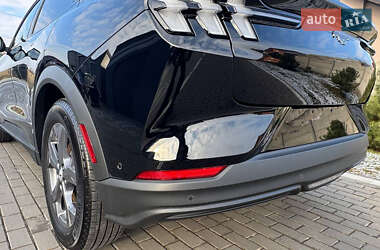 Позашляховик / Кросовер Ford Mustang Mach-E 2023 в 