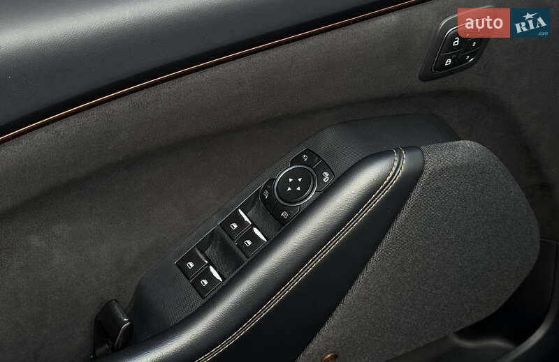 Внедорожник / Кроссовер Ford Mustang Mach-E 2022 в Киеве