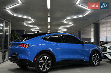 Внедорожник / Кроссовер Ford Mustang Mach-E 2022 в 