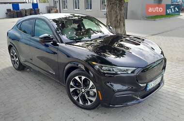 Позашляховик / Кросовер Ford Mustang Mach-E 2022 в 