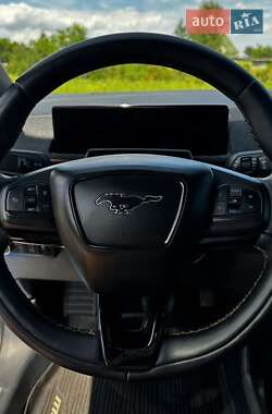 Внедорожник / Кроссовер Ford Mustang Mach-E 2021 в 