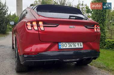 Внедорожник / Кроссовер Ford Mustang Mach-E 2022 в 
