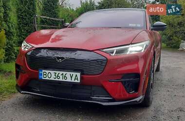 Внедорожник / Кроссовер Ford Mustang Mach-E 2022 в 