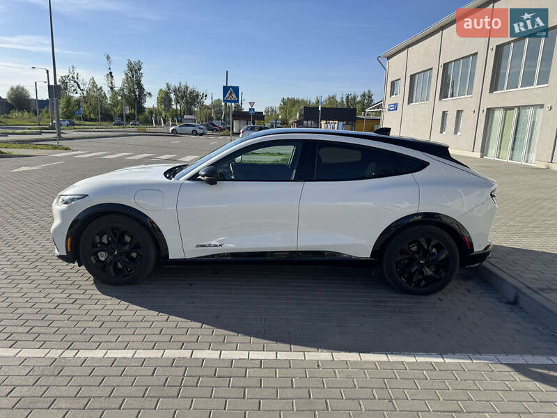 Внедорожник / Кроссовер Ford Mustang Mach-E 2023 в Львове