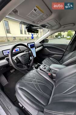 Внедорожник / Кроссовер Ford Mustang Mach-E 2021 в 