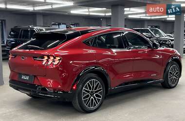Внедорожник / Кроссовер Ford Mustang Mach-E 2024 в 