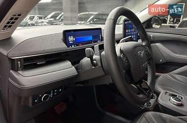 Внедорожник / Кроссовер Ford Mustang Mach-E 2024 в 