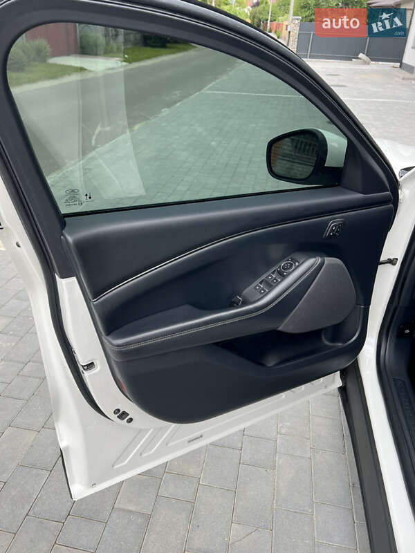 Внедорожник / Кроссовер Ford Mustang Mach-E 2021 в Виннице фото 9 Внедорожник / Кроссовер Ford Mustang Mach-E 2021 в Виннице