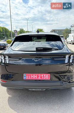 Внедорожник / Кроссовер Ford Mustang Mach-E 2021 в 