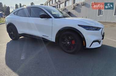 Внедорожник / Кроссовер Ford Mustang Mach-E 2023 в 