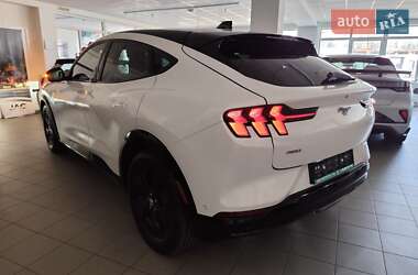 Внедорожник / Кроссовер Ford Mustang Mach-E 2023 в 