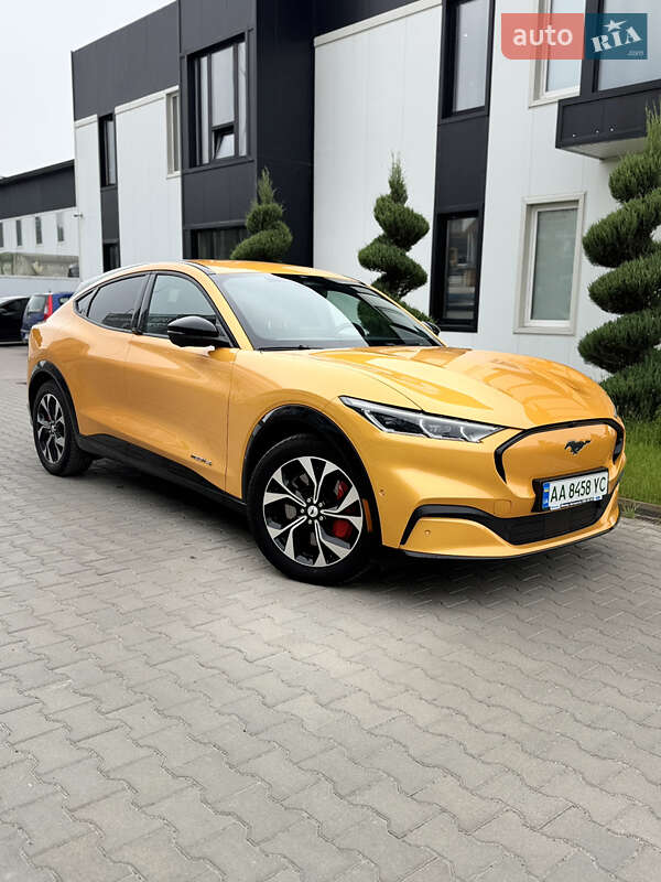 Внедорожник / Кроссовер Ford Mustang Mach-E 2022 в 