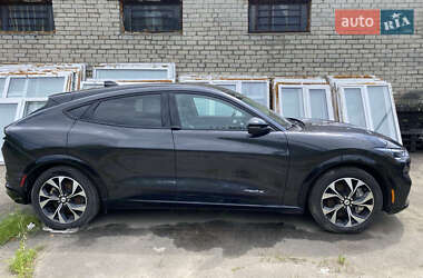 Внедорожник / Кроссовер Ford Mustang Mach-E 2022 в 