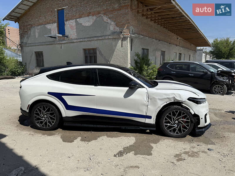Внедорожник / Кроссовер Ford Mustang Mach-E 2023 в Тернополе фото 10 Внедорожник / Кроссовер Ford Mustang Mach-E 2023 в Тернополе