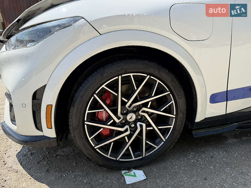 Внедорожник / Кроссовер Ford Mustang Mach-E 2023 в Тернополе фото 16 Внедорожник / Кроссовер Ford Mustang Mach-E 2023 в Тернополе