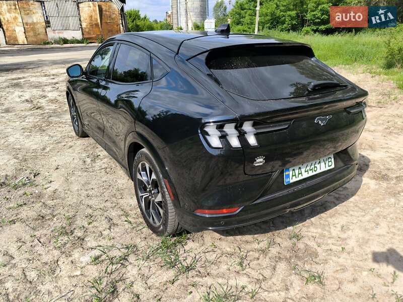 Внедорожник / Кроссовер Ford Mustang Mach-E 2021 в Киеве