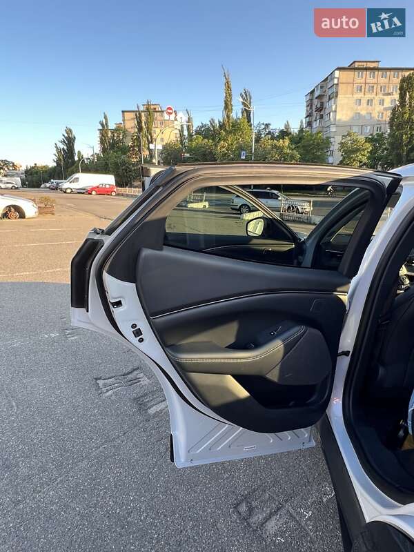 Внедорожник / Кроссовер Ford Mustang Mach-E 2023 в Киеве