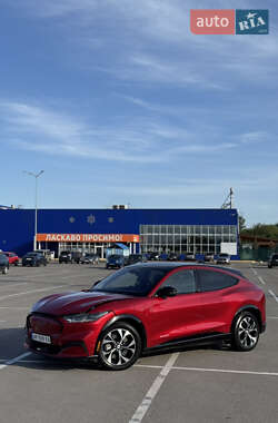 Внедорожник / Кроссовер Ford Mustang Mach-E 2021 в 