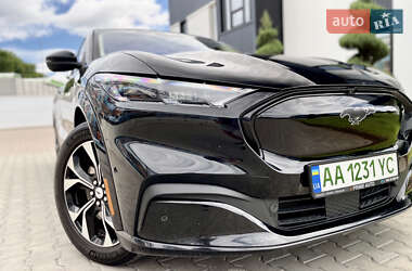 Позашляховик / Кросовер Ford Mustang Mach-E 2021 в 