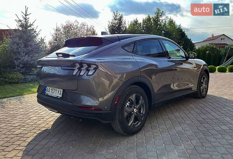 Позашляховик / Кросовер Ford Mustang Mach-E 2021 в Києві фото 7 Позашляховик / Кросовер Ford Mustang Mach-E 2021 в Києві
