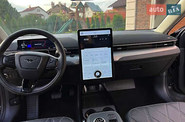 Внедорожник / Кроссовер Ford Mustang Mach-E 2021 в Киеве