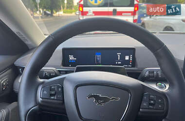 Позашляховик / Кросовер Ford Mustang Mach-E 2023 в 