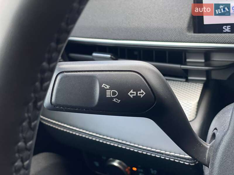 Позашляховик / Кросовер Ford Mustang Mach-E 2021 в Києві