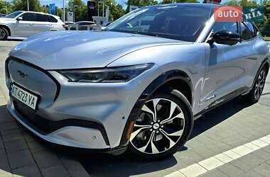 Позашляховик / Кросовер Ford Mustang Mach-E 2022 в 