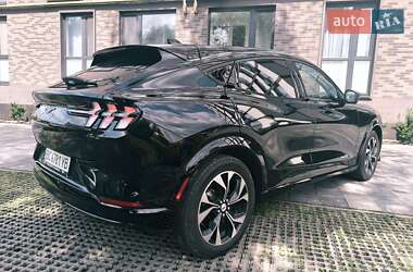 Позашляховик / Кросовер Ford Mustang Mach-E 2023 в 