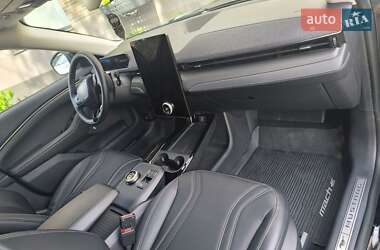Позашляховик / Кросовер Ford Mustang Mach-E 2023 в 