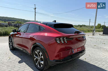 Внедорожник / Кроссовер Ford Mustang Mach-E 2021 в 