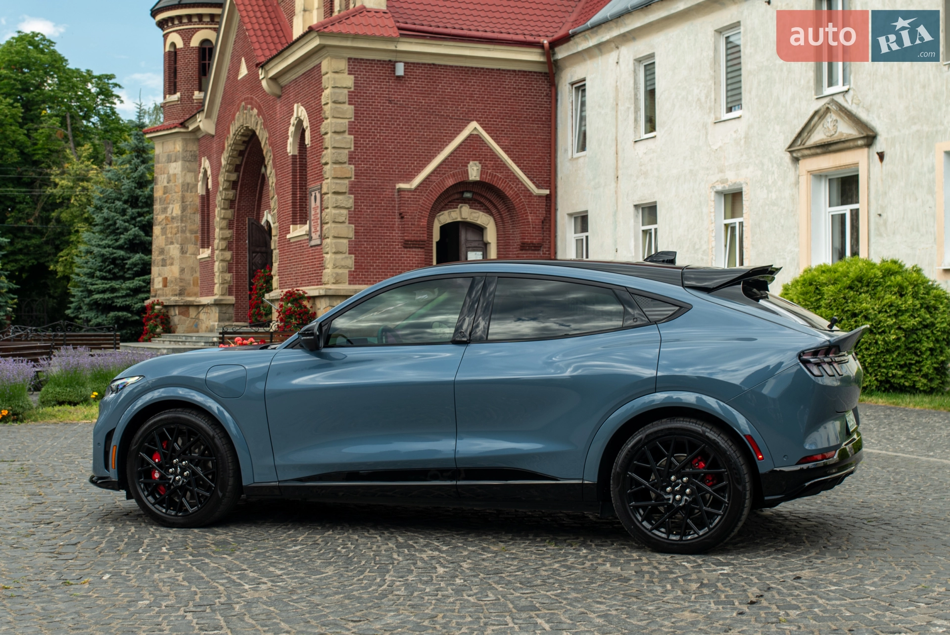 2022 Ford Mustang Mach-E - мініатюра 31