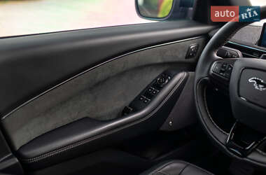 Внедорожник / Кроссовер Ford Mustang Mach-E 2022 в 