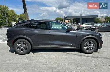 Позашляховик / Кросовер Ford Mustang Mach-E 2022 в 