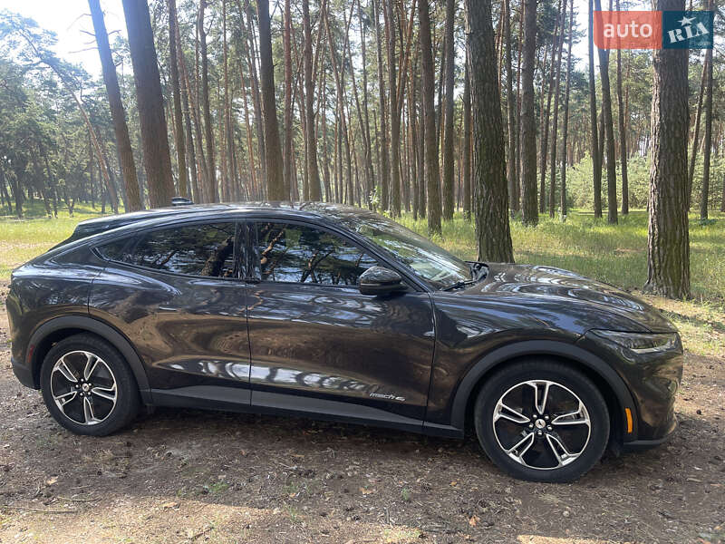 Позашляховик / Кросовер Ford Mustang Mach-E 2022 в Сумах