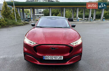 Позашляховик / Кросовер Ford Mustang Mach-E 2021 в 