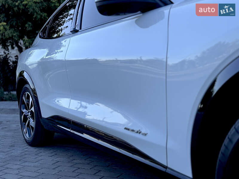 Внедорожник / Кроссовер Ford Mustang Mach-E 2021 в Одессе