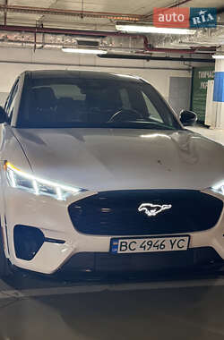 Внедорожник / Кроссовер Ford Mustang Mach-E 2023 в 
