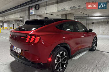 Внедорожник / Кроссовер Ford Mustang Mach-E 2021 в 