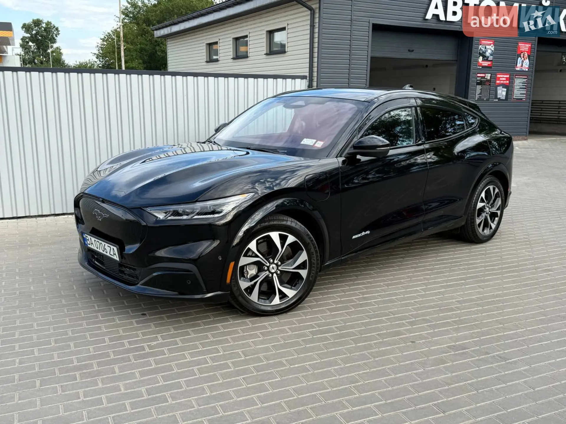 2022 Ford Mustang Mach-E - мініатюра 5