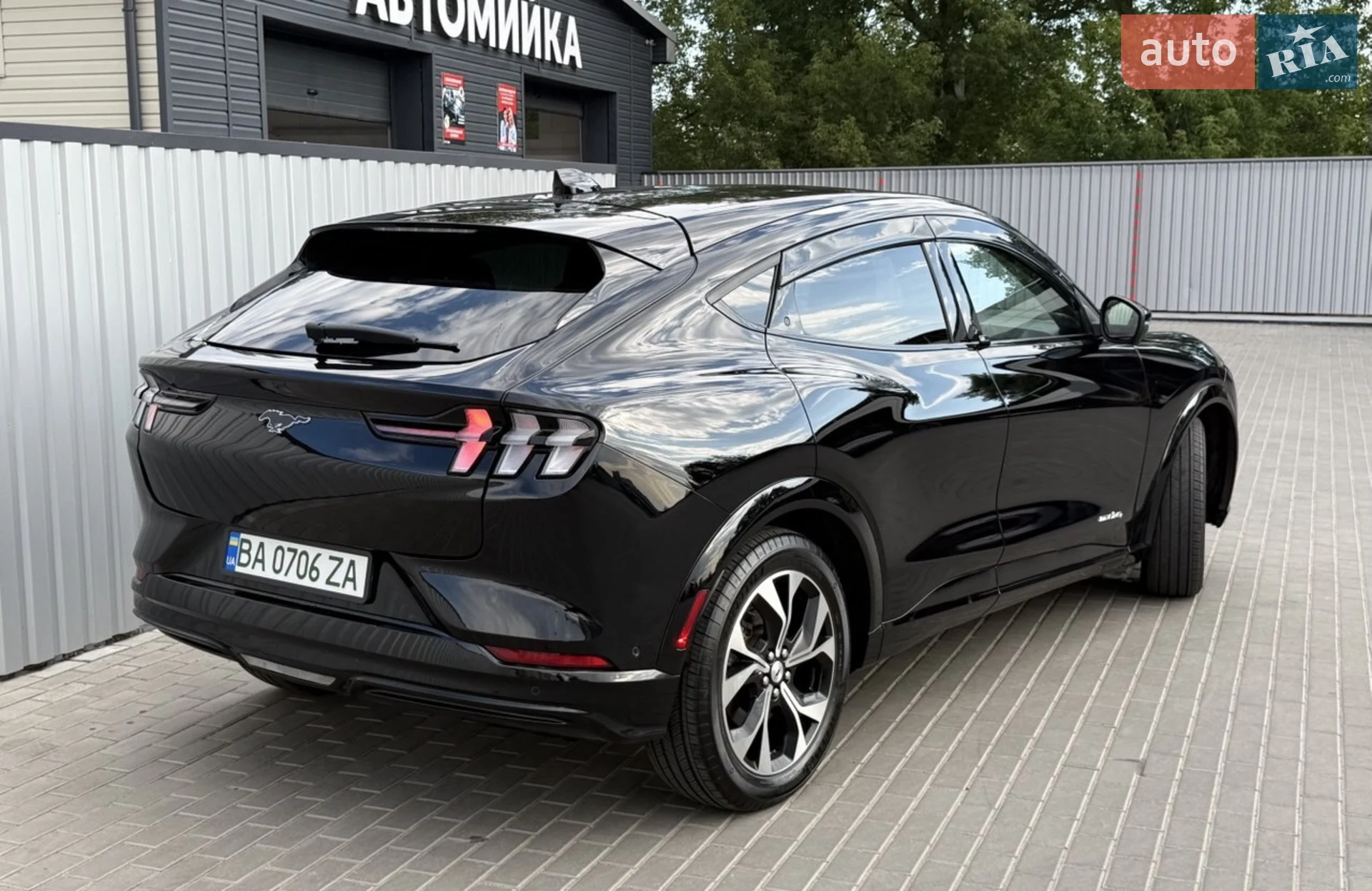 2022 Ford Mustang Mach-E - мініатюра 8