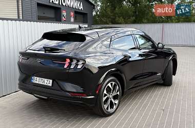 Внедорожник / Кроссовер Ford Mustang Mach-E 2022 в 