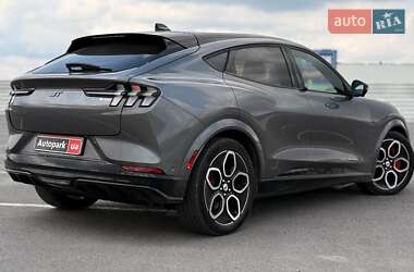 Внедорожник / Кроссовер Ford Mustang Mach-E 2023 в 