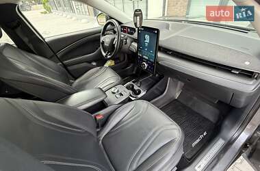 Внедорожник / Кроссовер Ford Mustang Mach-E 2021 в 