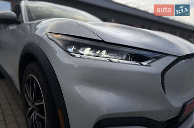Внедорожник / Кроссовер Ford Mustang Mach-E 2021 в 