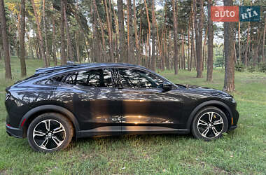 Внедорожник / Кроссовер Ford Mustang Mach-E 2022 в 