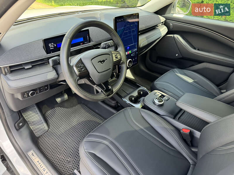 Внедорожник / Кроссовер Ford Mustang Mach-E 2023 в Луцке