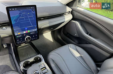 Позашляховик / Кросовер Ford Mustang Mach-E 2023 в 