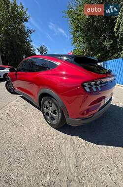 Внедорожник / Кроссовер Ford Mustang Mach-E 2021 в 